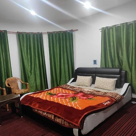 New Delight Hotel Kanzalwan Екстер'єр фото